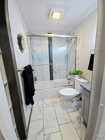 4205 St Clair Ave, Pueblo, CO 81005