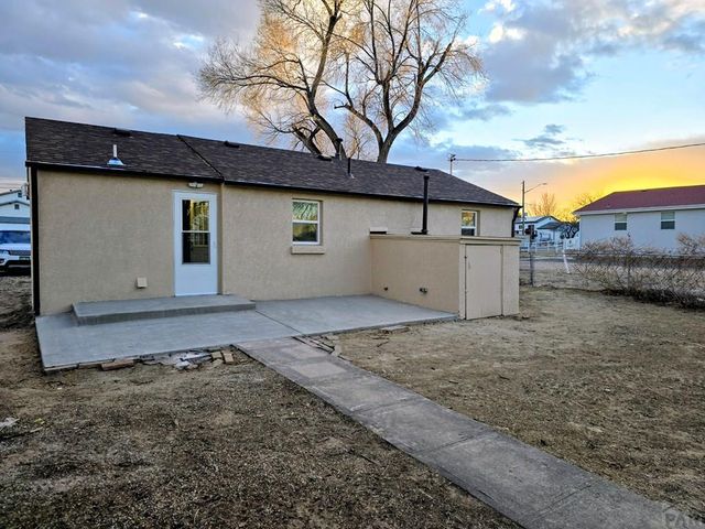 4205 St Clair Ave, Pueblo, CO 81005