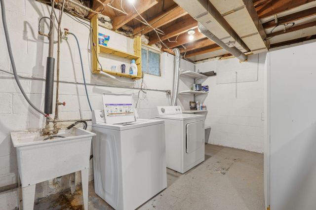909 Selby Avenue, Saint Paul Park, MN 55071