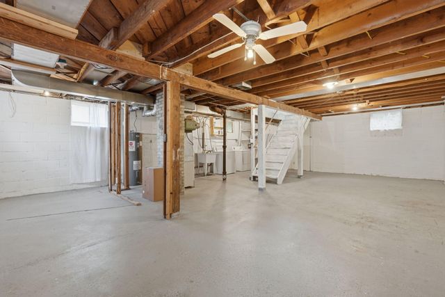 909 Selby Avenue, Saint Paul Park, MN 55071