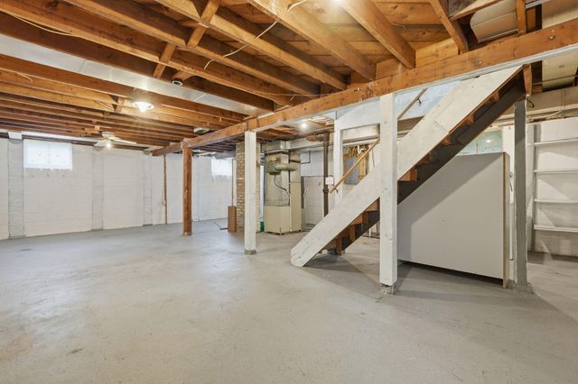 909 Selby Avenue, Saint Paul Park, MN 55071