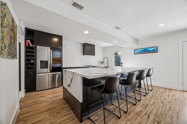 13062 Trail Hollow Drive 3062, Houston, TX 77079