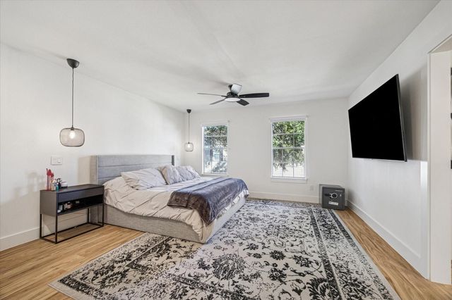 13062 Trail Hollow Drive 3062, Houston, TX 77079