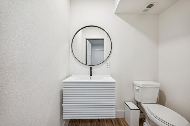 13062 Trail Hollow Drive 3062, Houston, TX 77079