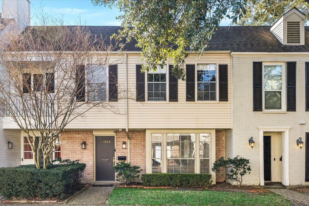 13062 Trail Hollow Drive 3062, Houston, TX 77079