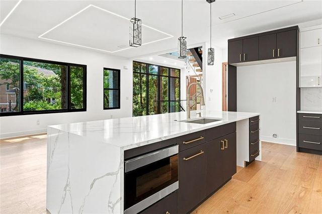 4250 Carmain Drive NE, Atlanta, GA 30342