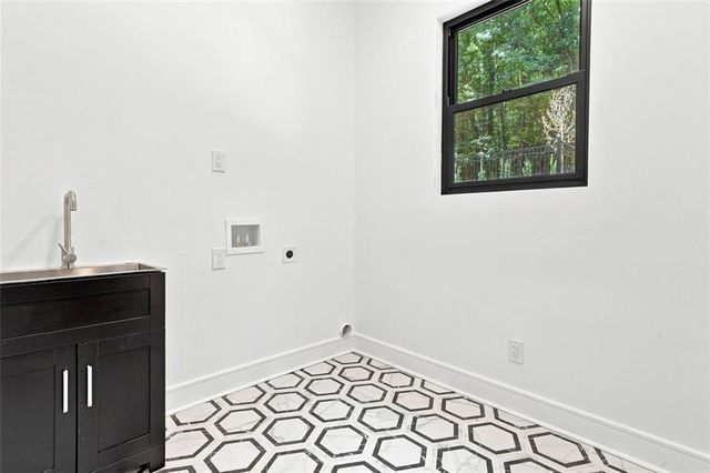 4250 Carmain Drive NE, Atlanta, GA 30342