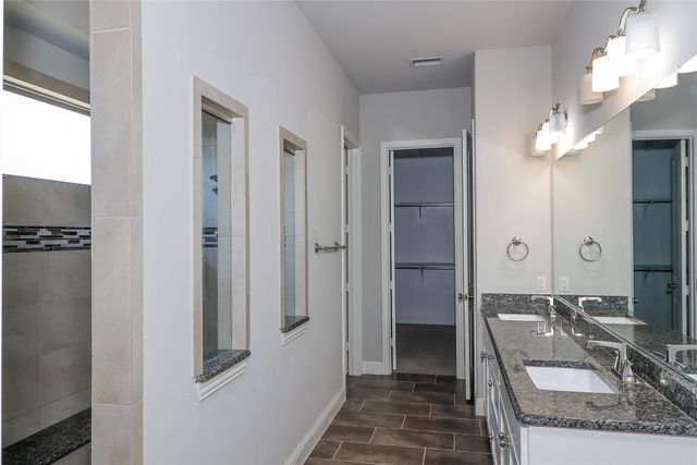 3901 Drake Elm Way, Arlington, TX 76005