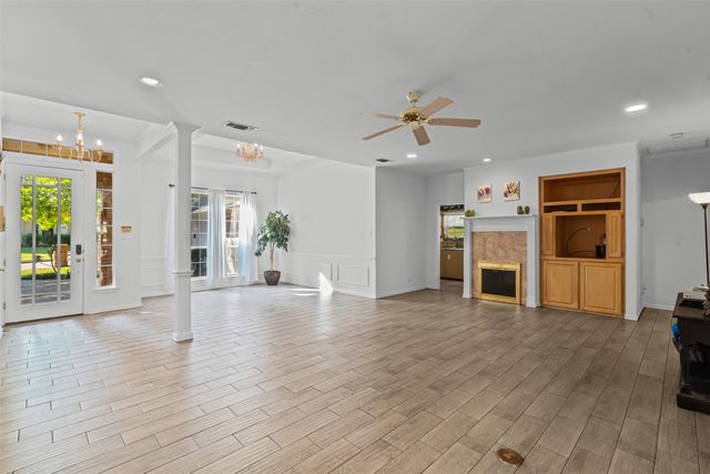 11832 Ferndale Lane, Fort Worth, TX 76008