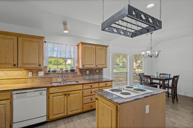 11832 Ferndale Lane, Fort Worth, TX 76008