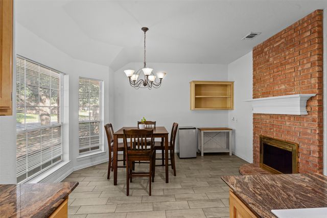 11832 Ferndale Lane, Fort Worth, TX 76008