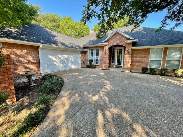 11832 Ferndale Lane, Fort Worth, TX 76008