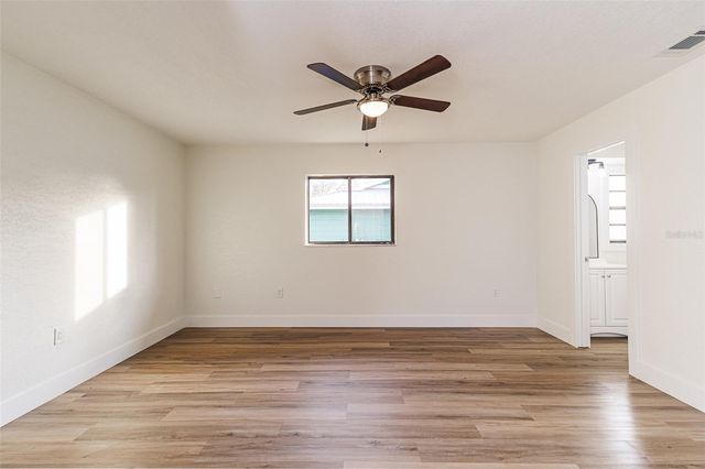 3903 WOODBURN LOOP W, Lakeland, FL 33813