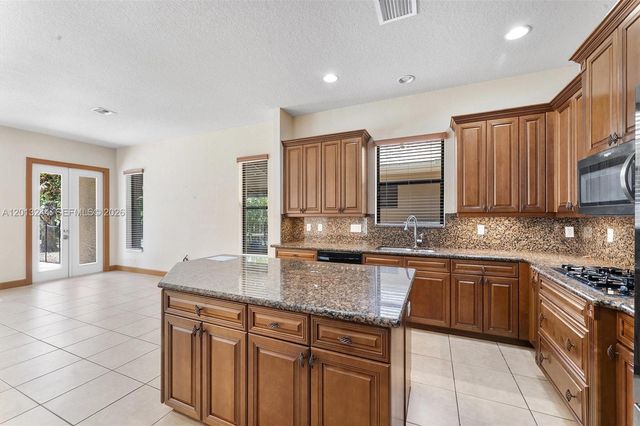 10364 Trianon Pl, Wellington, FL 33449