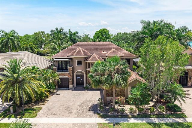 10364 Trianon Pl, Wellington, FL 33449