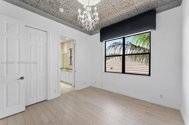 10364 Trianon Pl, Wellington, FL 33449