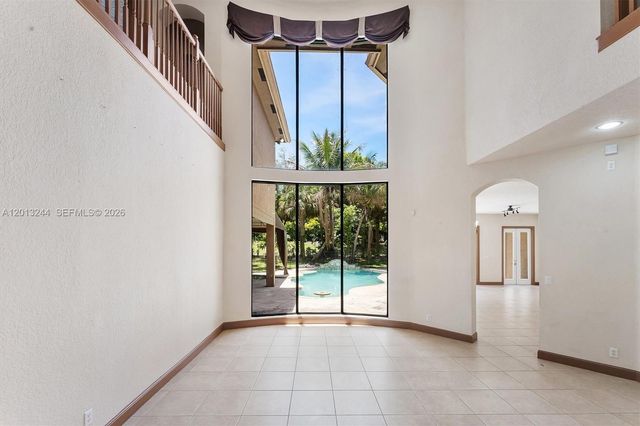 10364 Trianon Pl, Wellington, FL 33449
