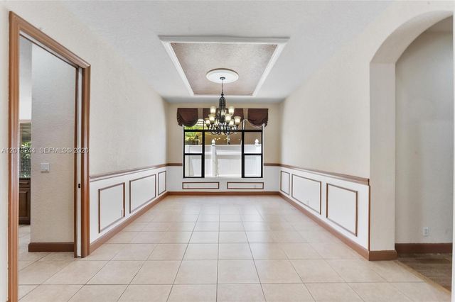 10364 Trianon Pl, Wellington, FL 33449