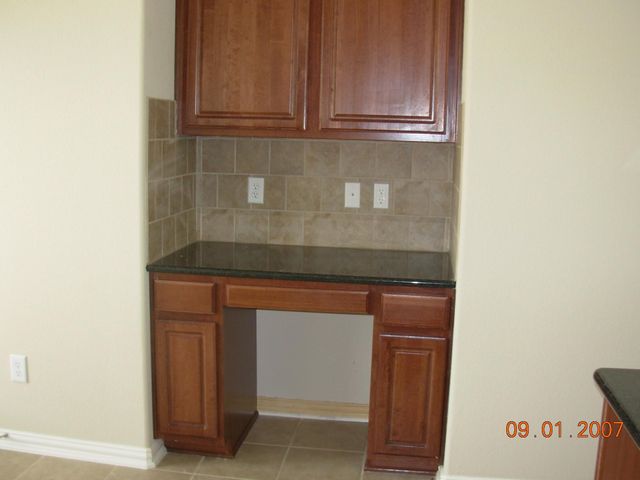 12216 Buzz Schneider LN, Austin, TX 78748