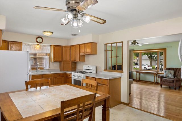 2506 E Birchwood AVENUE, Cudahy, WI 53110