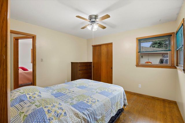 2506 E Birchwood AVENUE, Cudahy, WI 53110