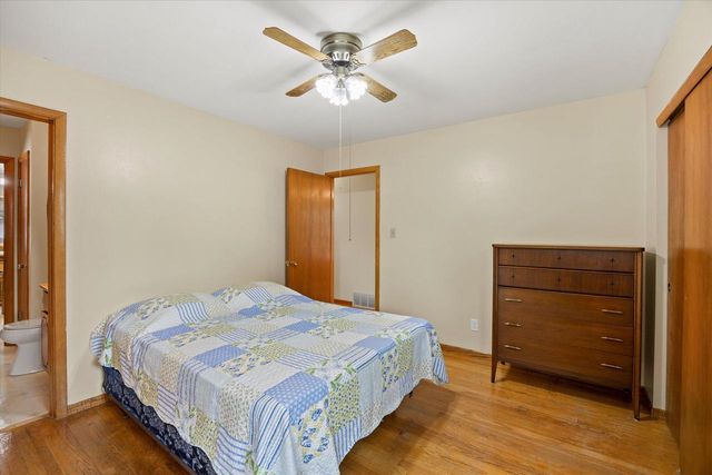 2506 E Birchwood AVENUE, Cudahy, WI 53110