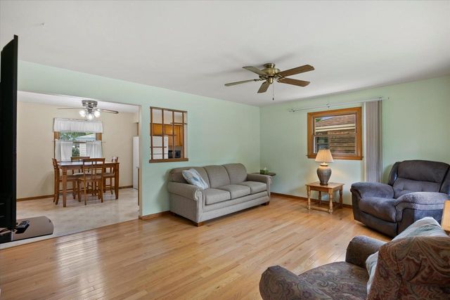 2506 E Birchwood AVENUE, Cudahy, WI 53110