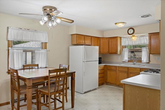 2506 E Birchwood AVENUE, Cudahy, WI 53110