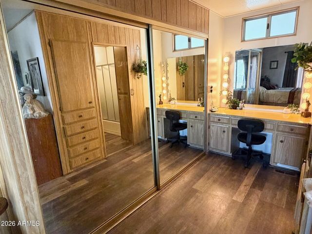 8264 E DUTCHMAN Drive, Mesa, AZ 85208