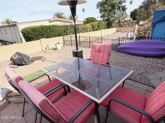 8264 E DUTCHMAN Drive, Mesa, AZ 85208