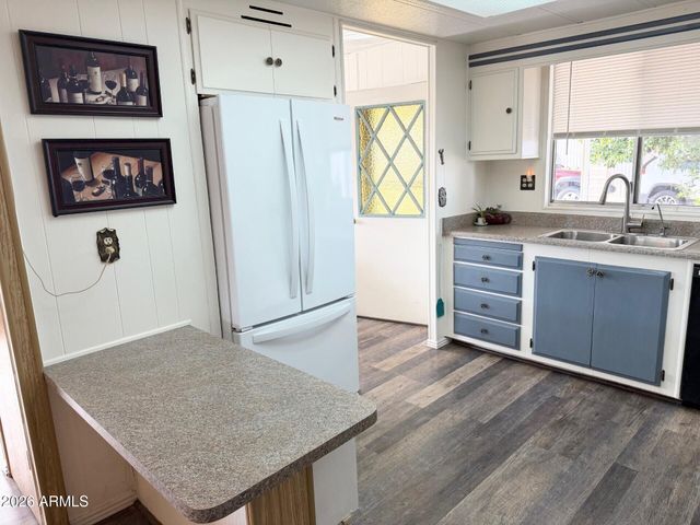 8264 E DUTCHMAN Drive, Mesa, AZ 85208