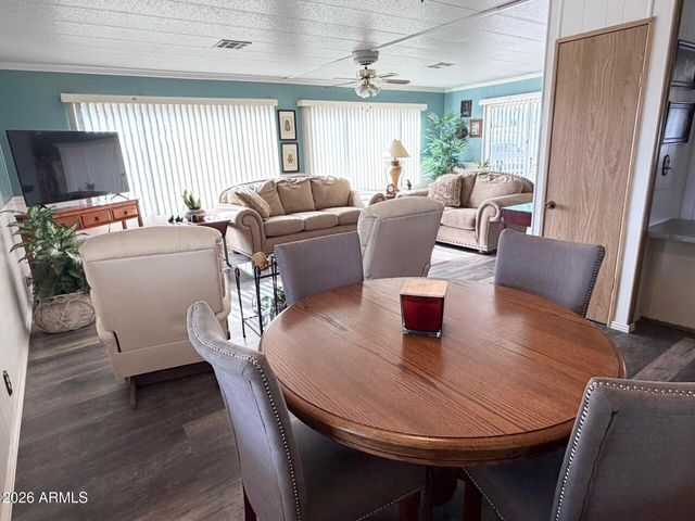 8264 E DUTCHMAN Drive, Mesa, AZ 85208