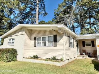 5064 Old Canton Road, Jackson, MS 39211