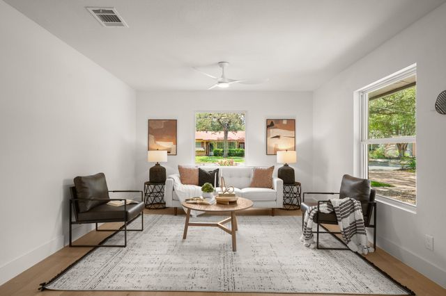 2204 Fair Oaks DR, Austin, TX 78745