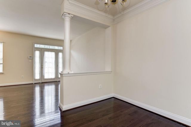 122 ELMCROFT BLVD, Rockville, MD 20850