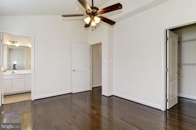 122 ELMCROFT BLVD, Rockville, MD 20850