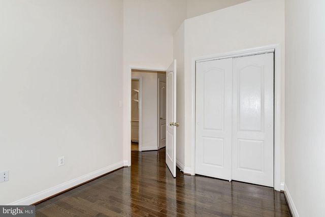 122 ELMCROFT BLVD, Rockville, MD 20850