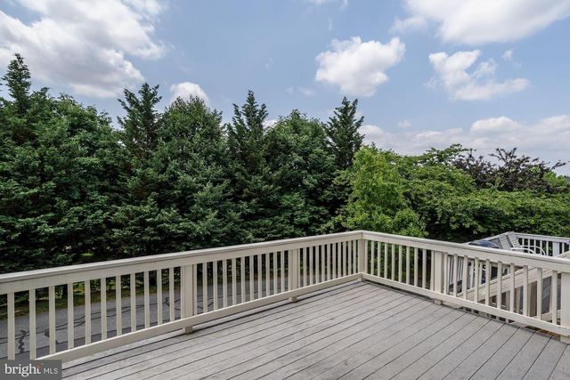 122 ELMCROFT BLVD, Rockville, MD 20850