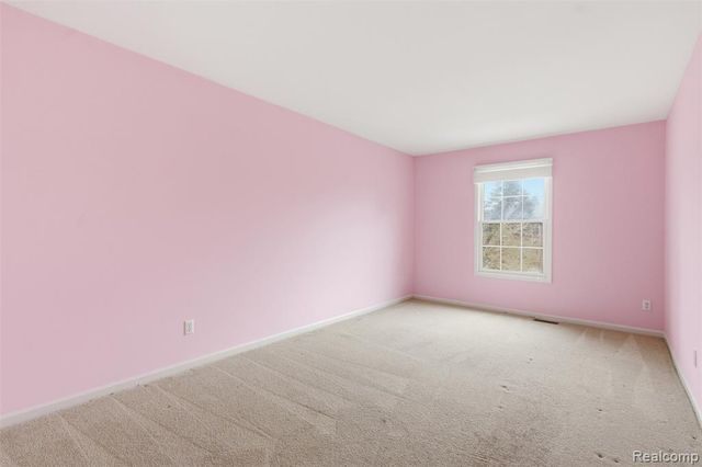 5139 Birkdale Drive, Commerce Twp, MI 48382