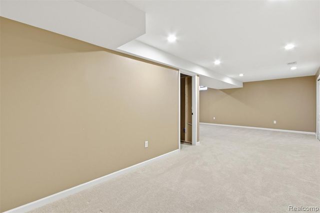 5139 Birkdale Drive, Commerce Twp, MI 48382