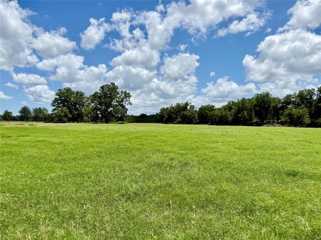 314 FM 2571, Smithville, TX 78957