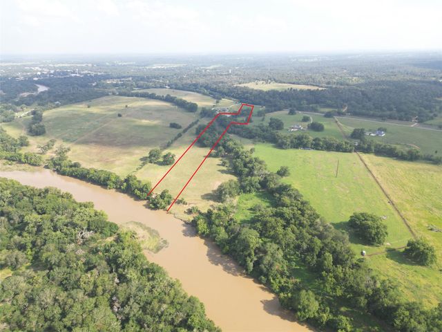 314 FM 2571, Smithville, TX 78957