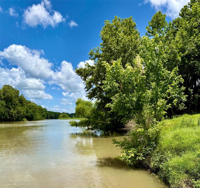 314 FM 2571, Smithville, TX 78957