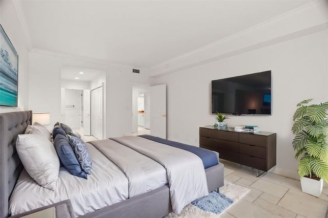 4 BELLEVIEW BOULEVARD 108, Belleair, FL 33756