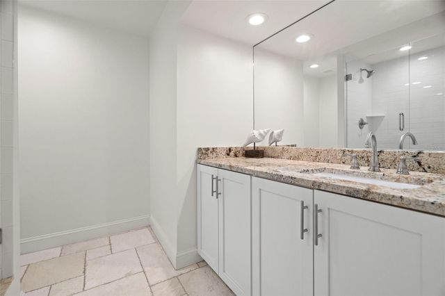 4 BELLEVIEW BOULEVARD 108, Belleair, FL 33756