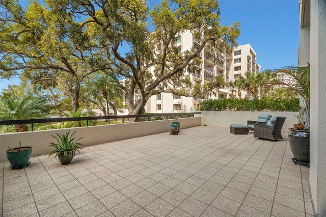 4 BELLEVIEW BOULEVARD 108, Belleair, FL 33756