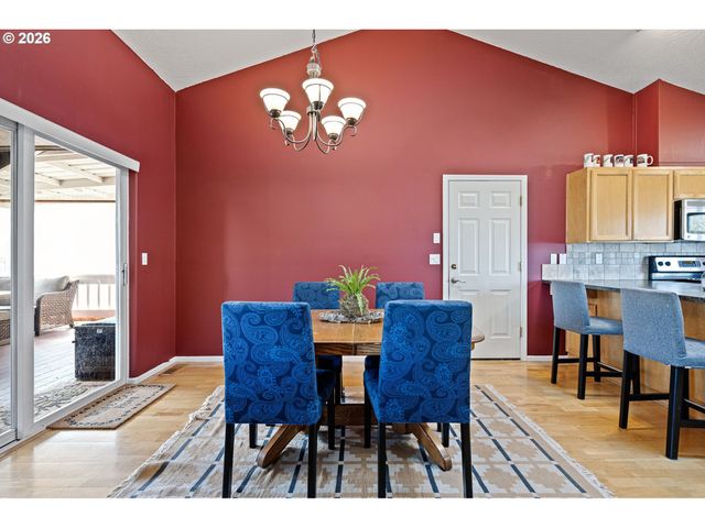 4132 N CLAREY St, Eugene, OR 97402