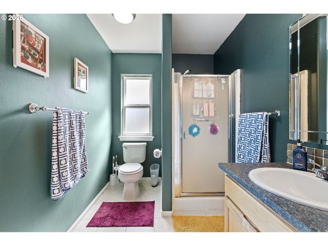 4132 N CLAREY St, Eugene, OR 97402