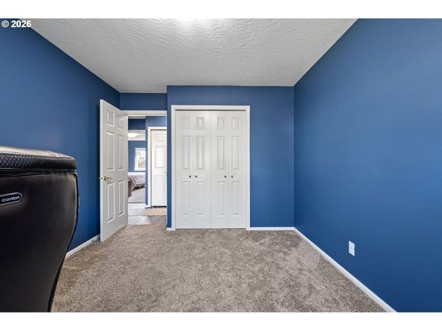 4132 N CLAREY St, Eugene, OR 97402