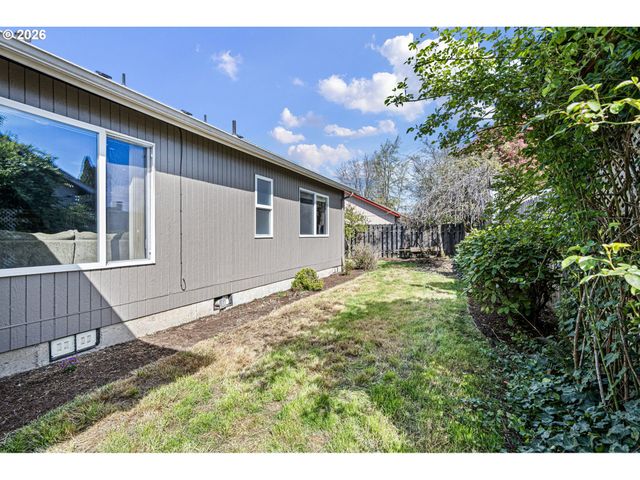 4132 N CLAREY St, Eugene, OR 97402